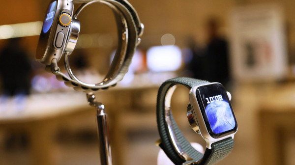Novi Apple Watch biće od keramike?