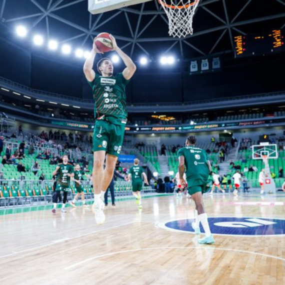Cedevita Olimpija "pregazila" Aris – 29 razlike!