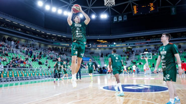 Cedevita Olimpija "pregazila" Aris – 29 razlike!