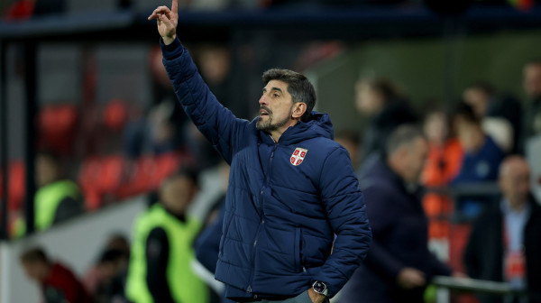 Oglasio se Paunović: "Vidimo se uskoro"