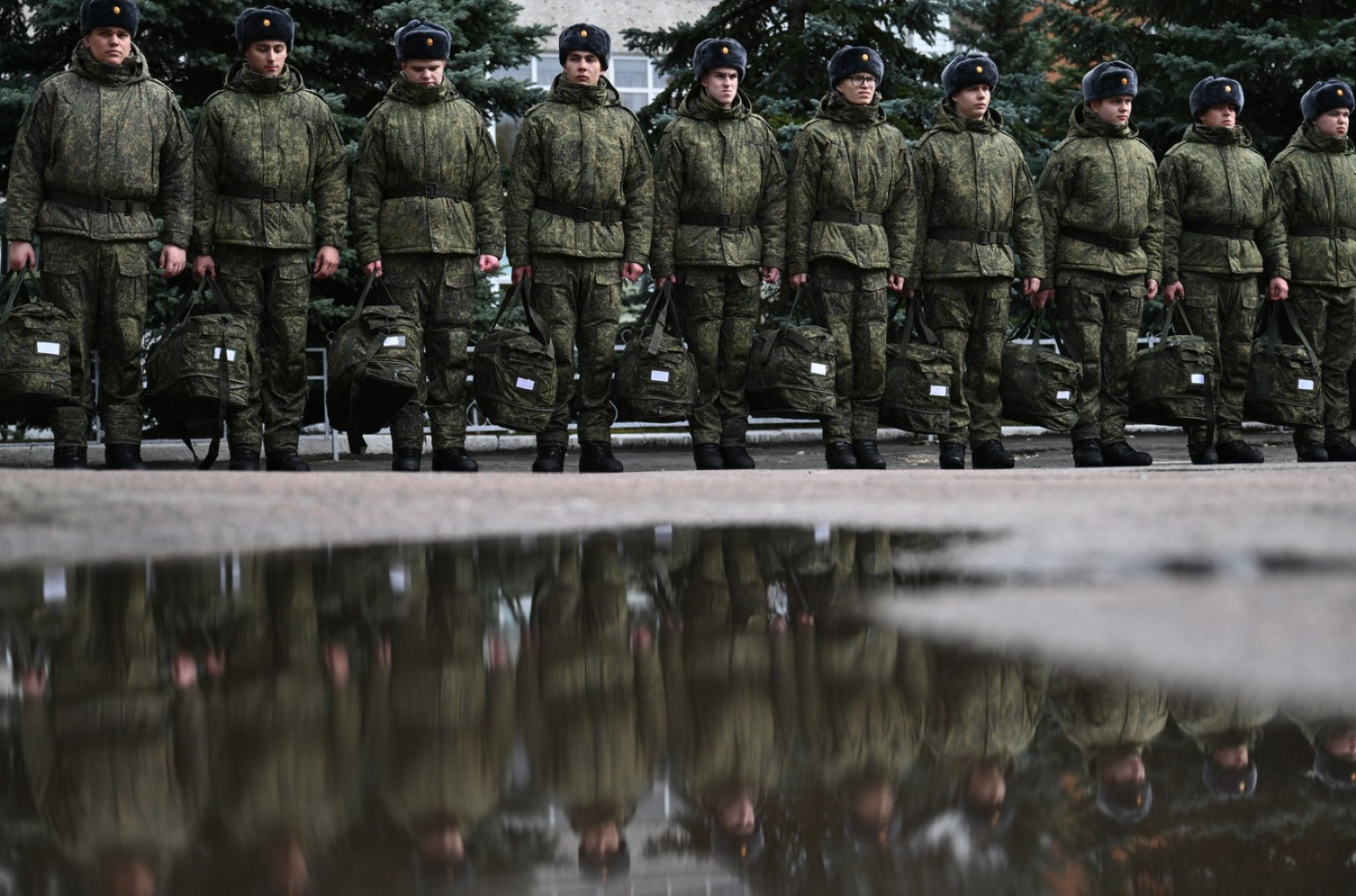 Putin sprema novu mobilizaciju?; Tukli su ih dok nisu potpisali ugovor