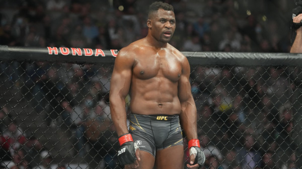 Prvi čovek UFC optužio Nganua: "Ovaj jeb**i lik – svestan je da će ubiti Miočića"