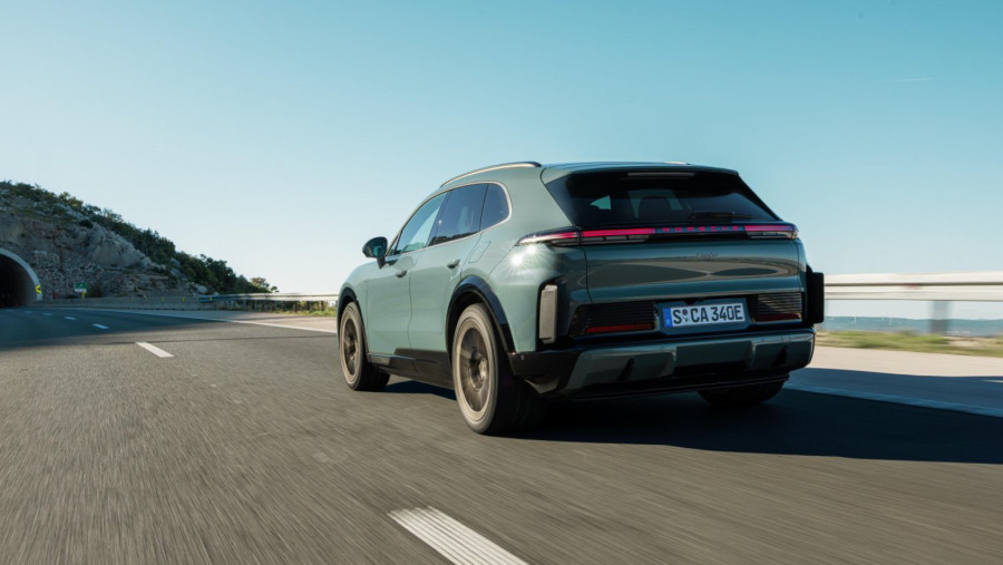 Svetska premijera: Električni Porsche Cayenne FOTO