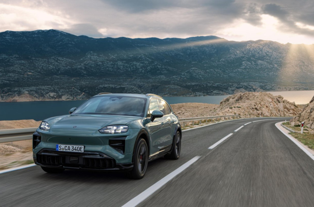 Svetska premijera: Električni Porsche Cayenne FOTO