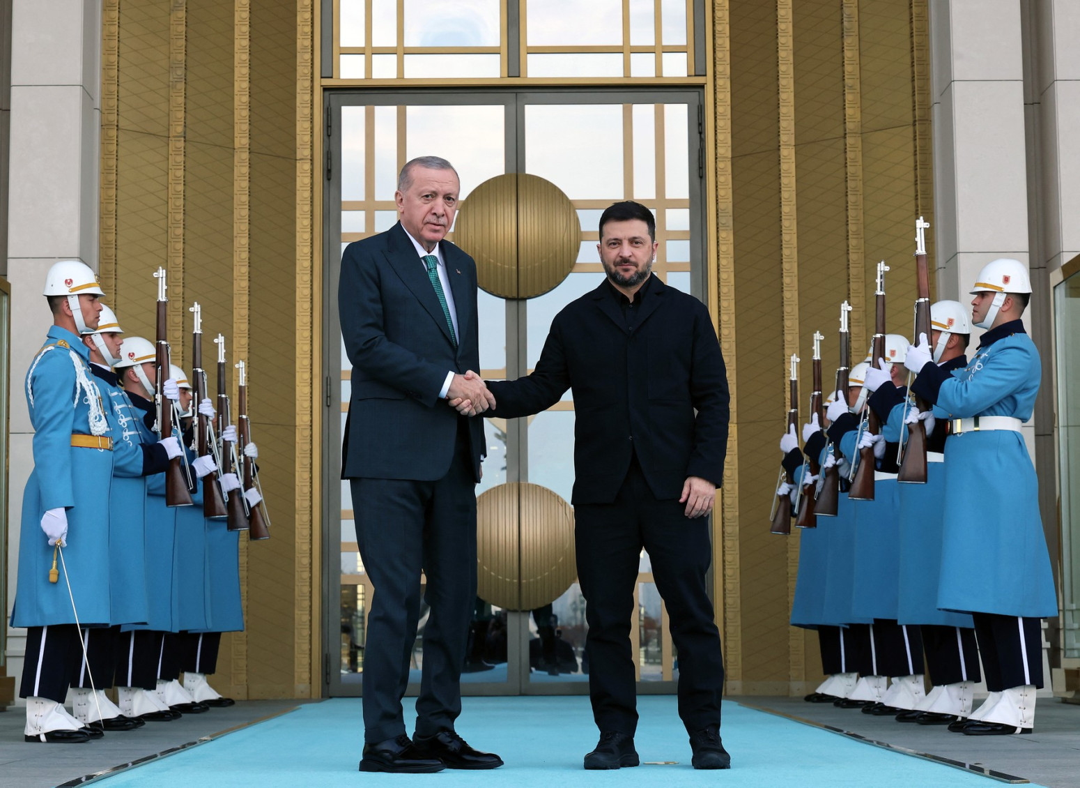 The U.S. told Zelensky: Give up territory, army, weapons — you have to