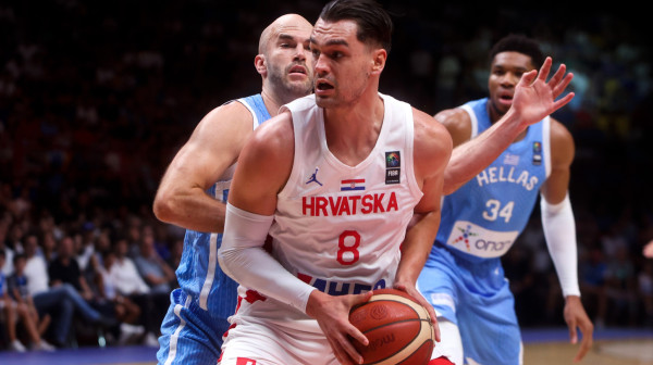 Hrvati poslali avion po Hezonju
