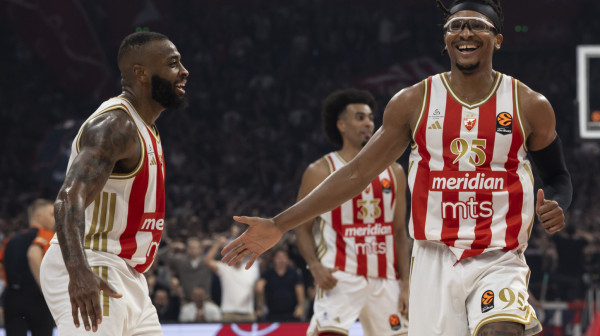Moneke: "Uz sva s***a koja smo uradili..."