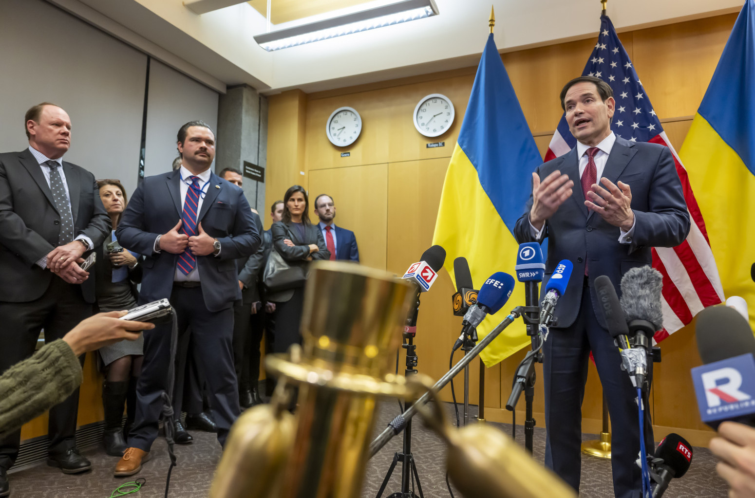 New details of the deal emerge: Nine points removed from the peace plan