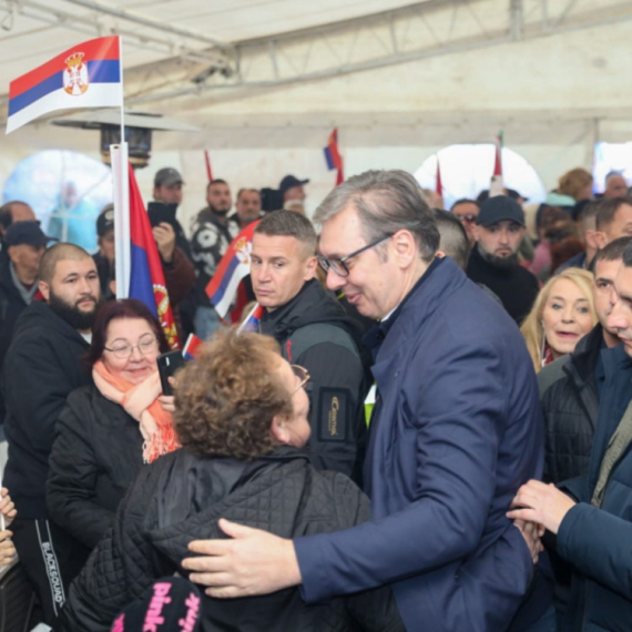 Vučić: "Očekujemo novi rast penzija i plata"; "Imaćemo najveću stopu rasta u Evropi"