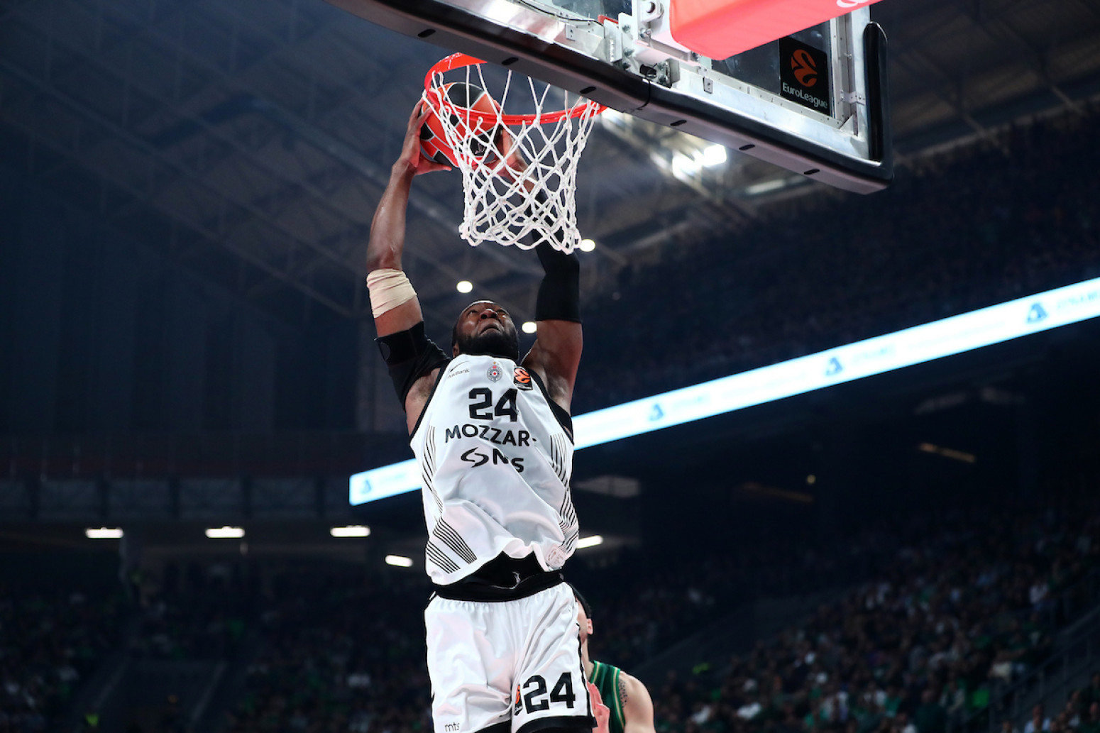 Partizan se raspada