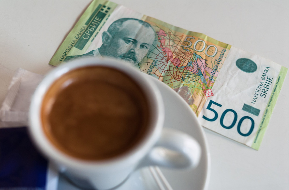 Bakšiš u Srbiji kao prihod bez kontrole – kako se oporezuje?