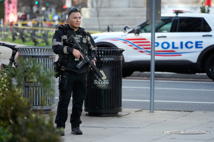 National Guard member shot near the White House dies; Trump: She was an incredible person