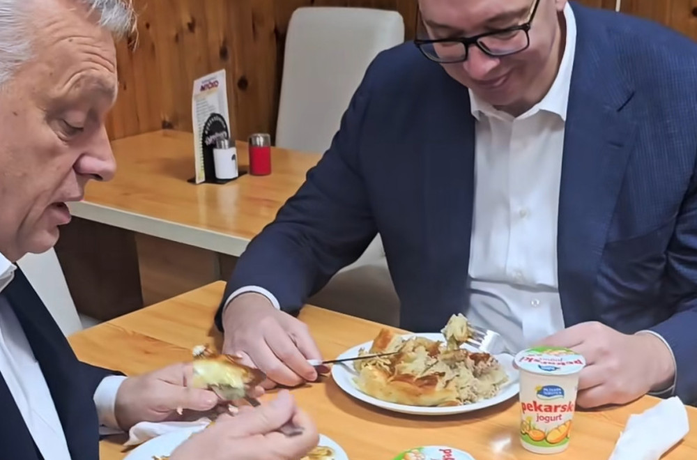 Vučić i Orban na bureku; "I am always sa sirom" FOTO