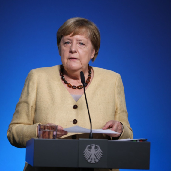 Merkel: Sledeći sukob između SAD i Evrope može da izazove veštačka inteligencija