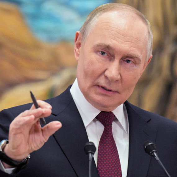 Oglasio se Putin: "Rusija se uspešno bori"