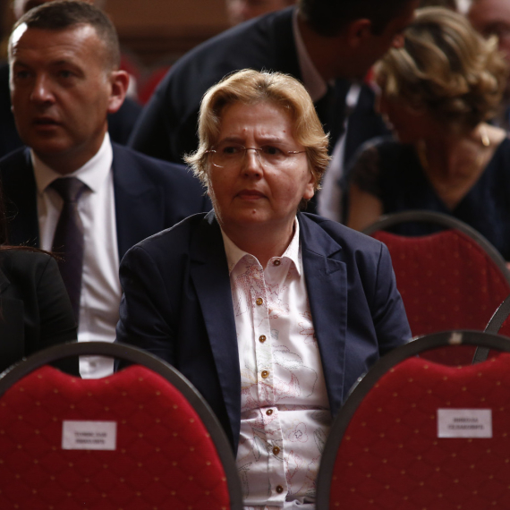 Mrdić: Kako je Dolovac kršila zakon da bi tetku tužioca Majlata poslala u Evrodžast?