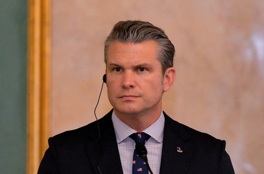 Hegset pod istragom?
