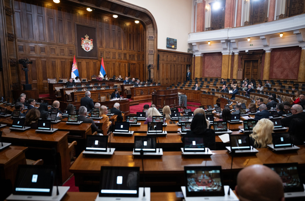 Završena sednica Skupštine: Poslanici raspravljali o blokaderskom nasilju u Pionirskom parku; Nastavak sutra