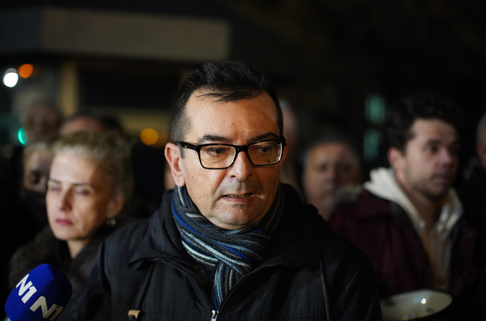 Veselinović o Bakiću: Pokušao da bude Vučićev savetnik, sad "juri po ulicama" kao nevidljivi Sančo Pansa VIDEO