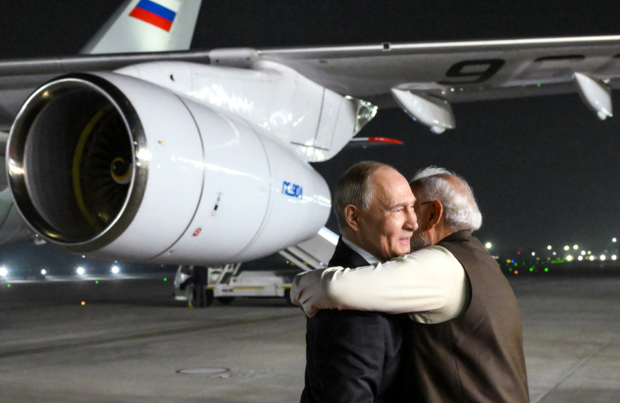 Putin dobio poklon od Modija: Bagavad Gita na ruskom jeziku