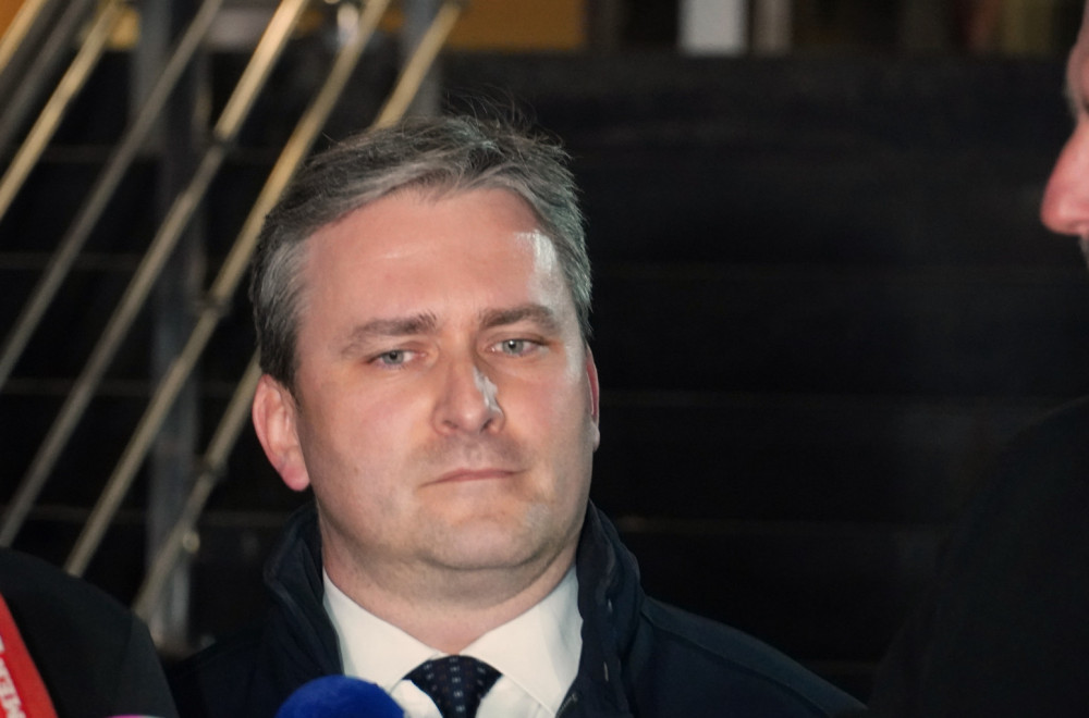 Selaković posle saslušanja: JTOK je uzurpirao deo državnog sistema; Advokat tražio obustavu postupka
