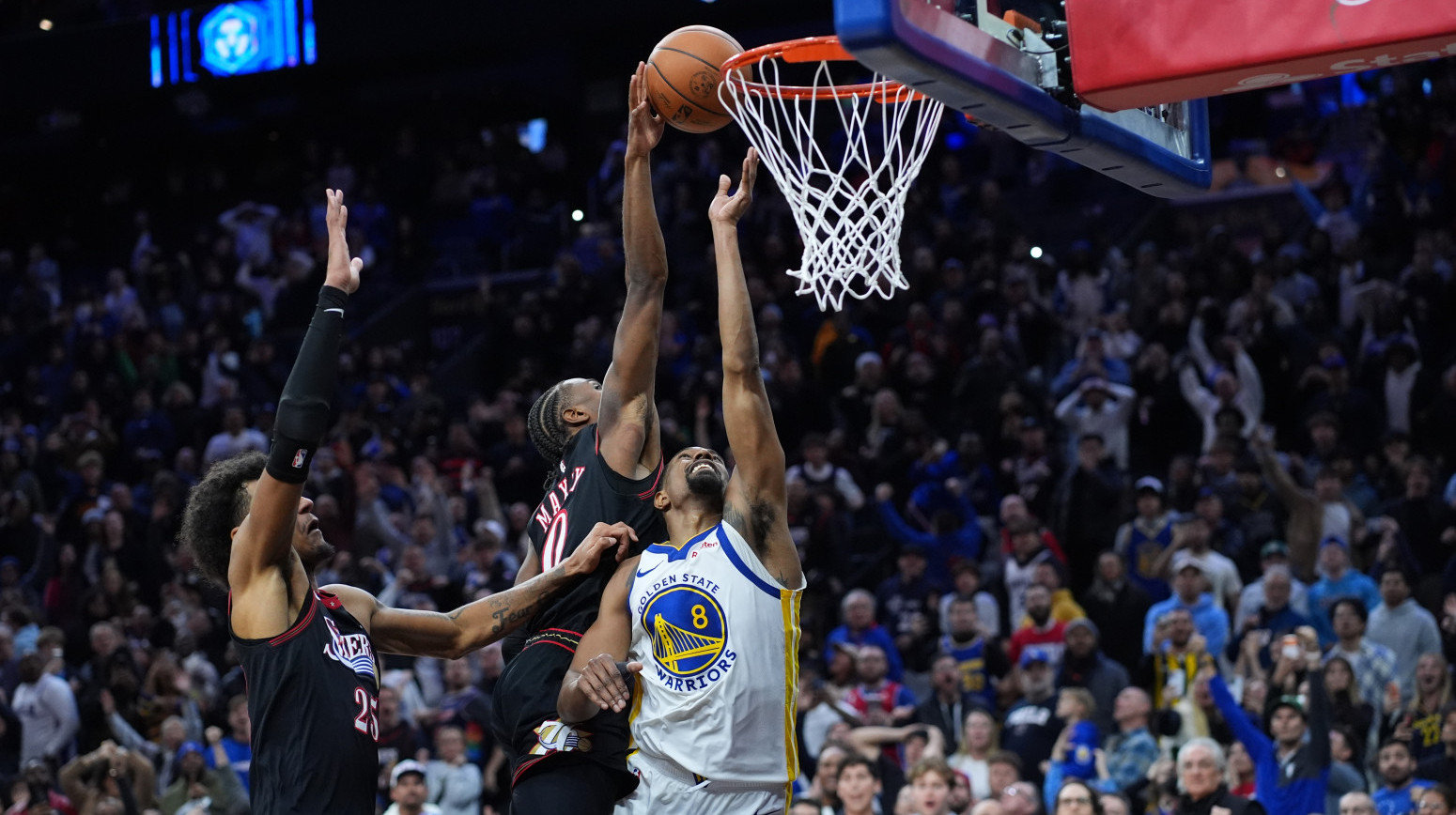 "Divlja" završnica u NBA – blokada za pobedu VIDEO