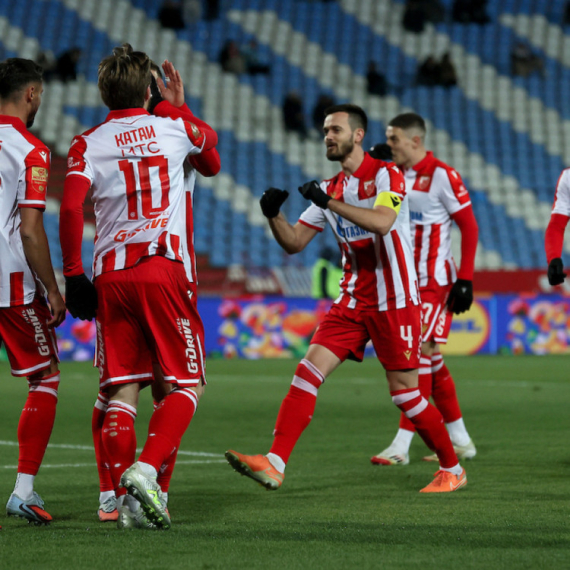 Zvezda izlaže trofeje iz Tokija pred meč sa Vošom