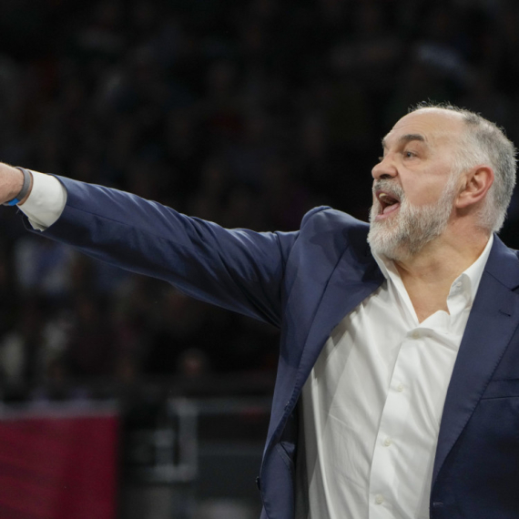 Sferopulosu se baš ne da