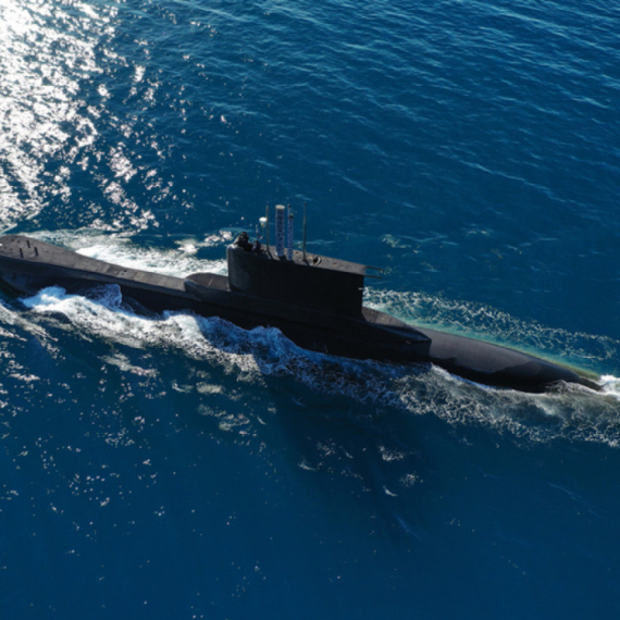 Peking gradi "tihu flotu"; Pentagon u panici