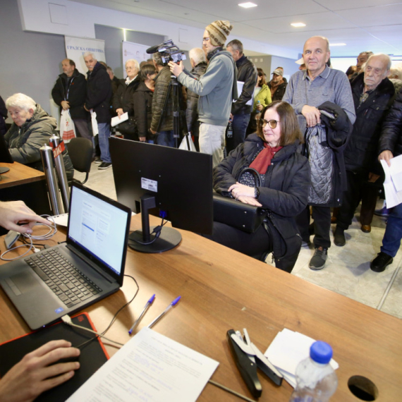 Vučićeva inicijativa izazvala ogromno interesovanje: Više od 45.000 prijava za legalizaciju