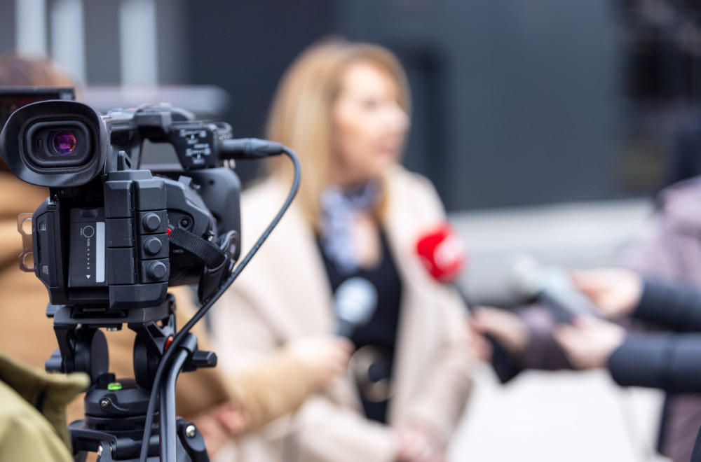 FDU professor: "If Tatalović accepted an invitation to the "Students' list", she should stop being a reporter"