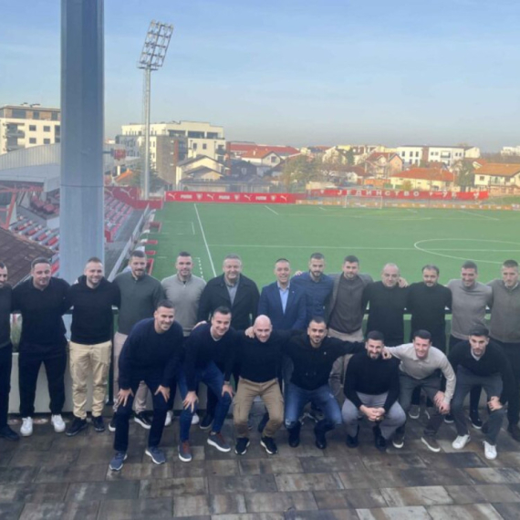 Slika za ram fudbalske Srbije – fantastična grupa kandidata za trenersku licencu
