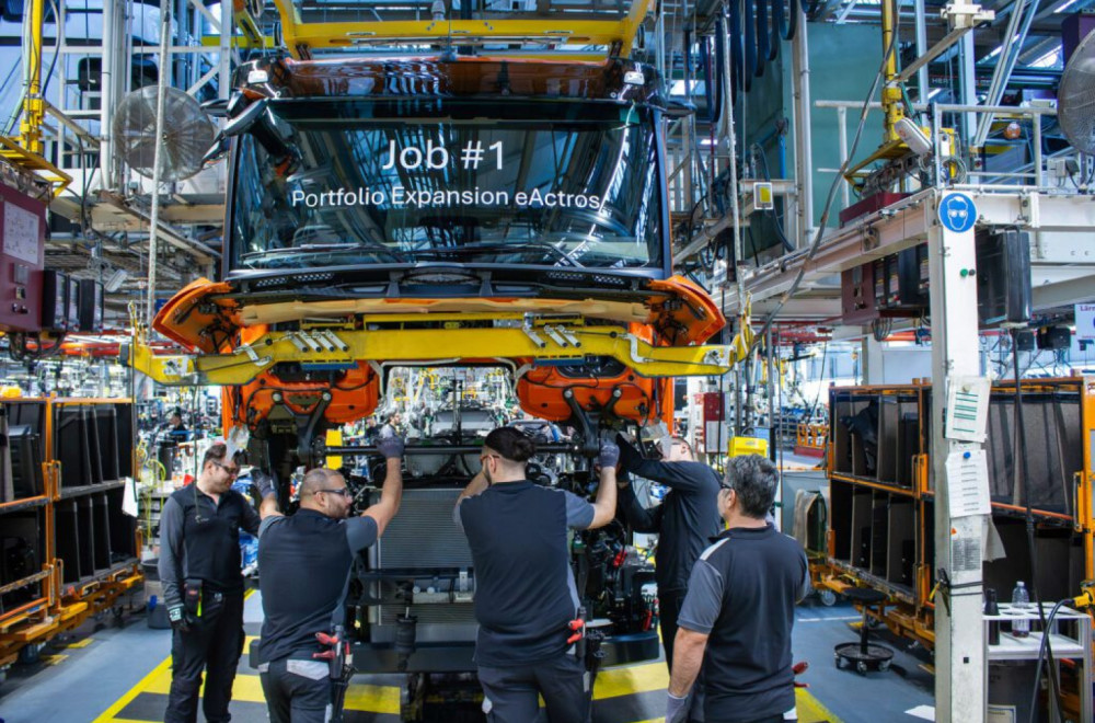 Počela proizvodnja modela Mercedes eActros 400 FOTO