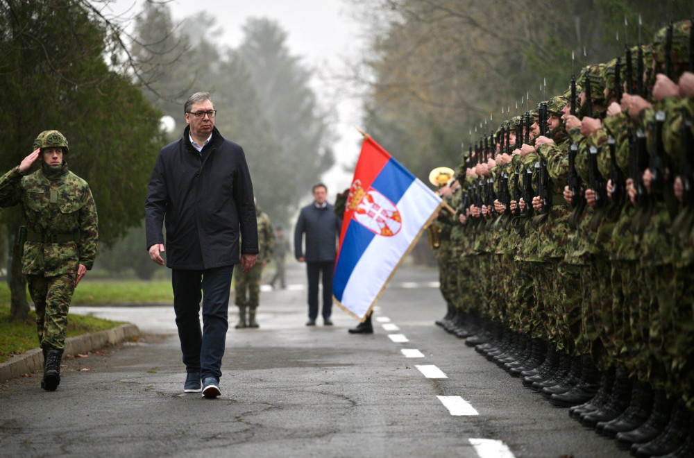 Vučić: Samo jaka vojska je garant mira, nastavićemo da ulažemo u bezbednosne snage Srbije FOTO