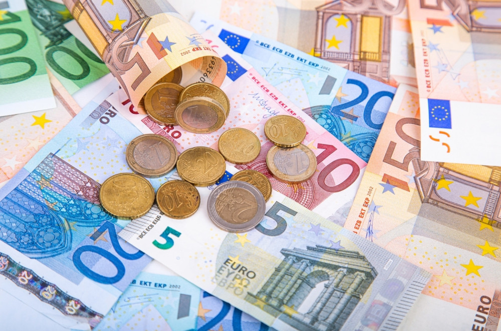 Banke objavile nove tarifnike: Pregledali smo kolike će biti provizije za plaćanje u evrima