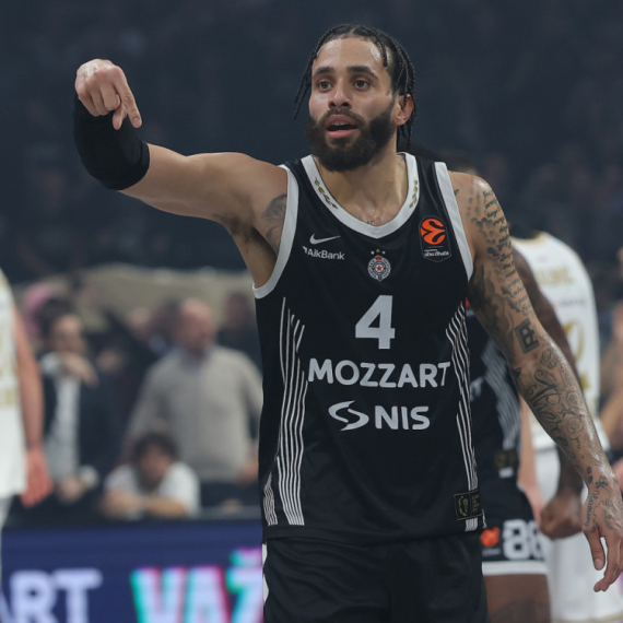 Partizan from minus 16 to victory over Red Star!; Ocokoljić spoke about the "burning" issue