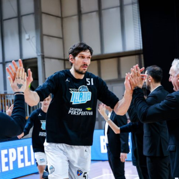Trener Ilirije: "Igrači zanemaruju Marjanovića, 'preskaču' ga u igri"