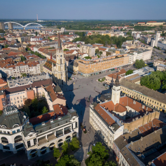 Danas sednica Skupštine Grada: Novi Sad odlučuje o urbanizaciji, mostu i automatima na ulicama