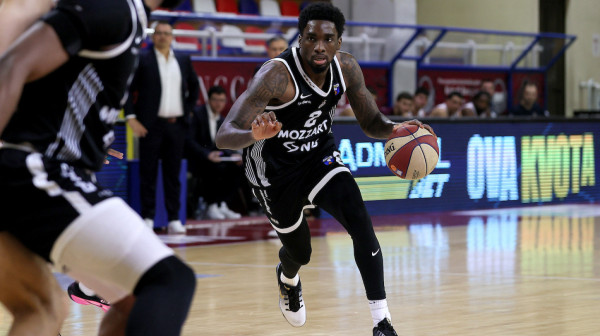 Partizan nastavio svoj niz i posle Železnika – Milton i Vašington predvodili crno-bele protiv FMP