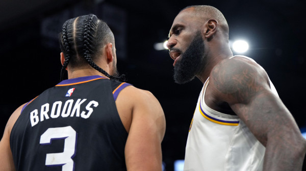 Lebron hteo da bije Bruksa VIDEO