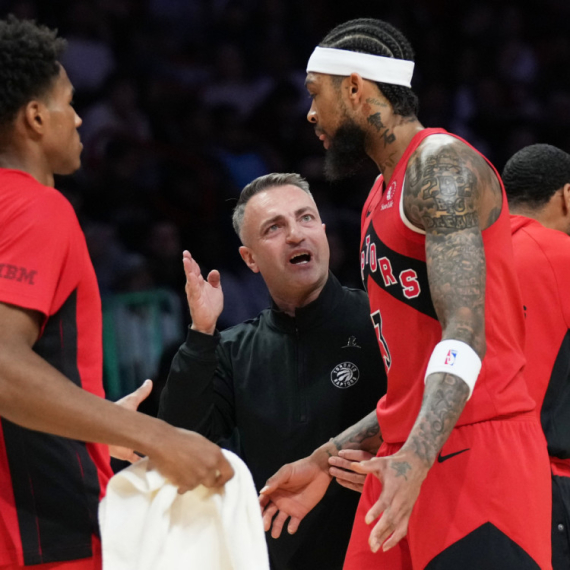 Jović 12 sekundi na parketu – Rajaković odneo pobedu VIDEO
