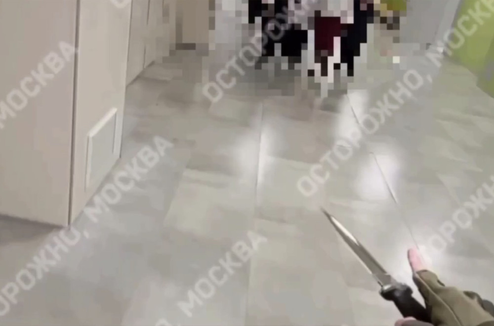 Horor u školi u Moskvi: Učenik uleteo s nožem i krenuo u napad; Ima mrtvih; Snimak je uznemirujući VIDEO
