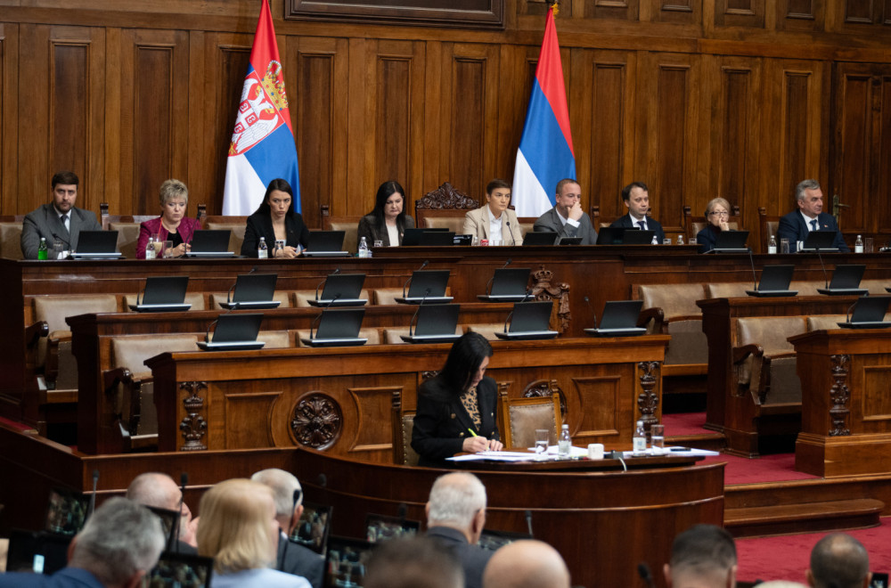 Završena sednica Skupštine; Rasprava poslanika o kandidatima za sudije Ustavnog suda – kompetentni ljudi FOTO
