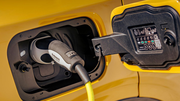 Skok cena goriva menja planove vozača: Raste interesovanje Nemaca za električne automobile