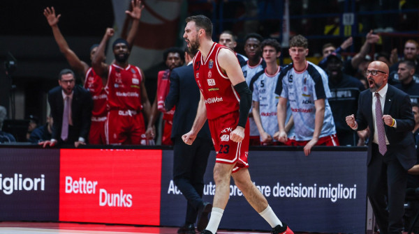 Gudurić posle tri godine vratio Olimpiji trofej