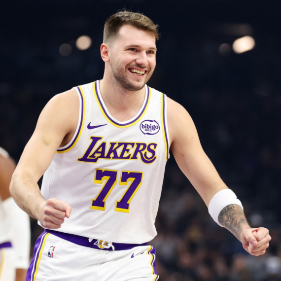 Dončić i Lebron "zatrpali" Sakramento – Portland iskoristio loš dan Bostona VIDEO