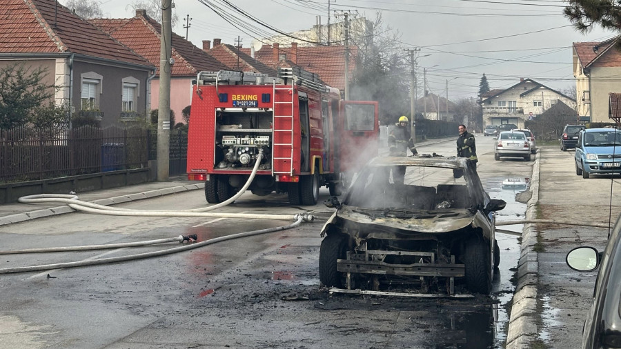 Drama u Čačku: Čuli smo jaku eksploziju FOTO
