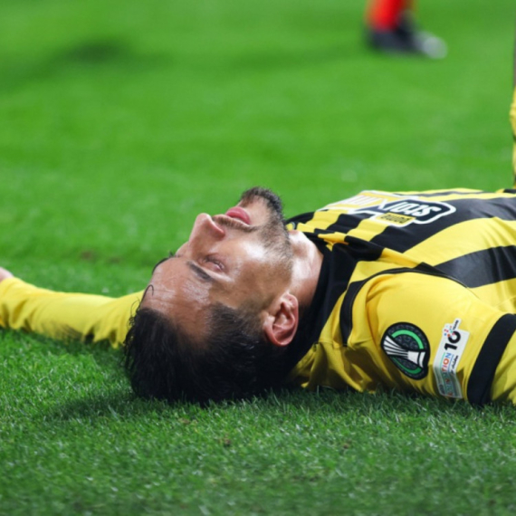 "Ludnica" u Atini: Jović u 105. minutu postao heroj Nikolićevog AEK – poznato ko sve ide dalje!