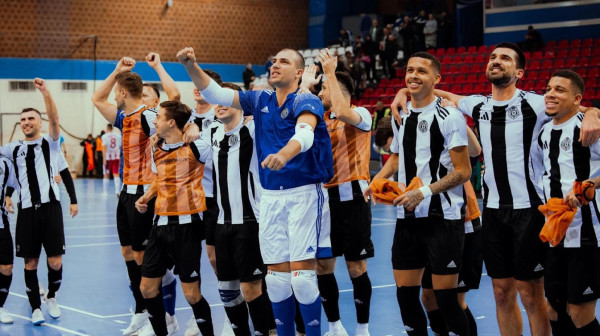 Crno-bela dominacija: Partizan ubedljivo preko Zvezde do finala Kupa!