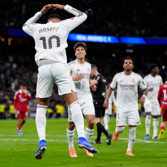 Mbape izjednačio Ronaldov rekord – slavio kao Portugalac VIDEO